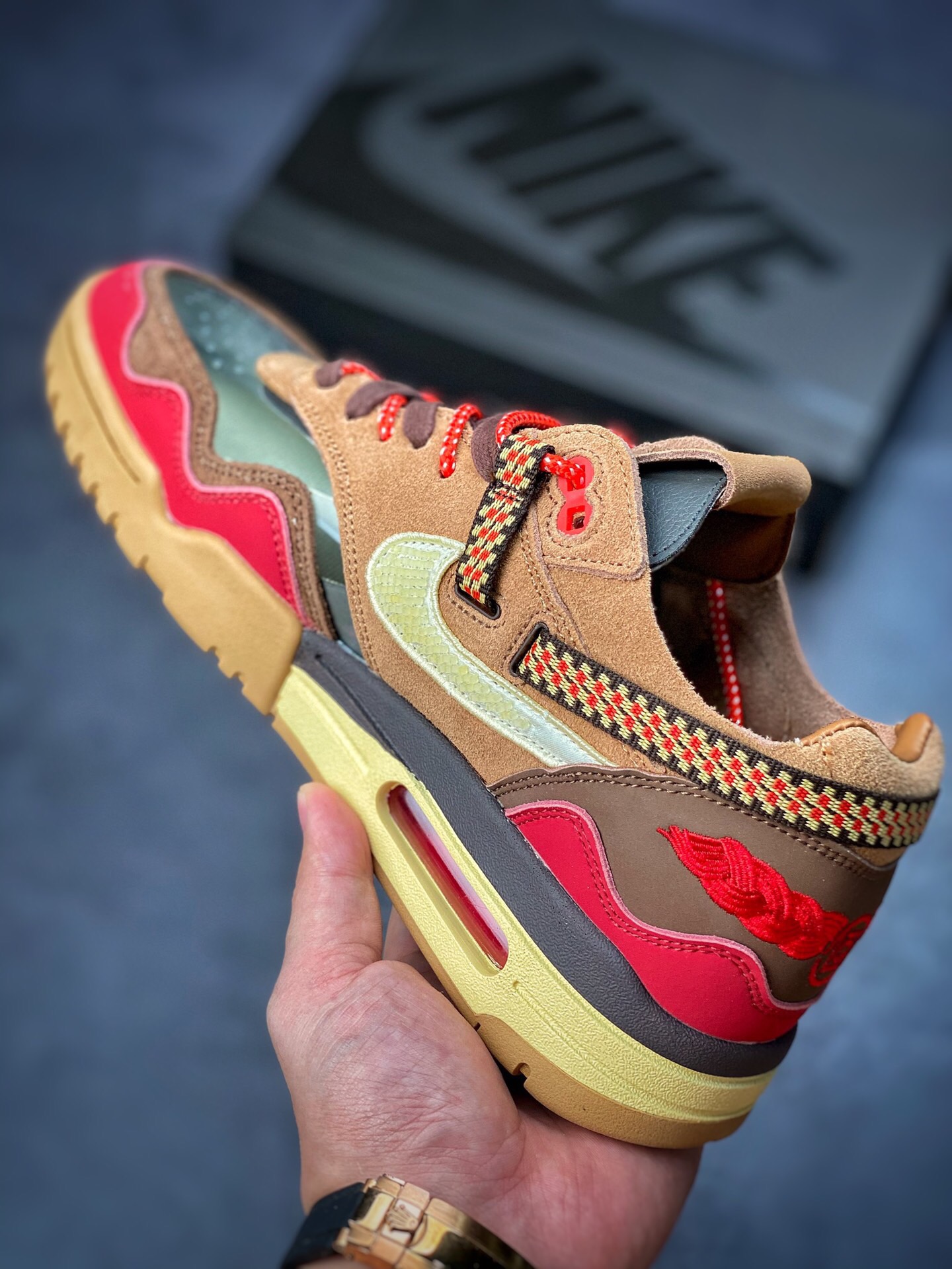 Men clot Nike Air Max 1 kiss of death