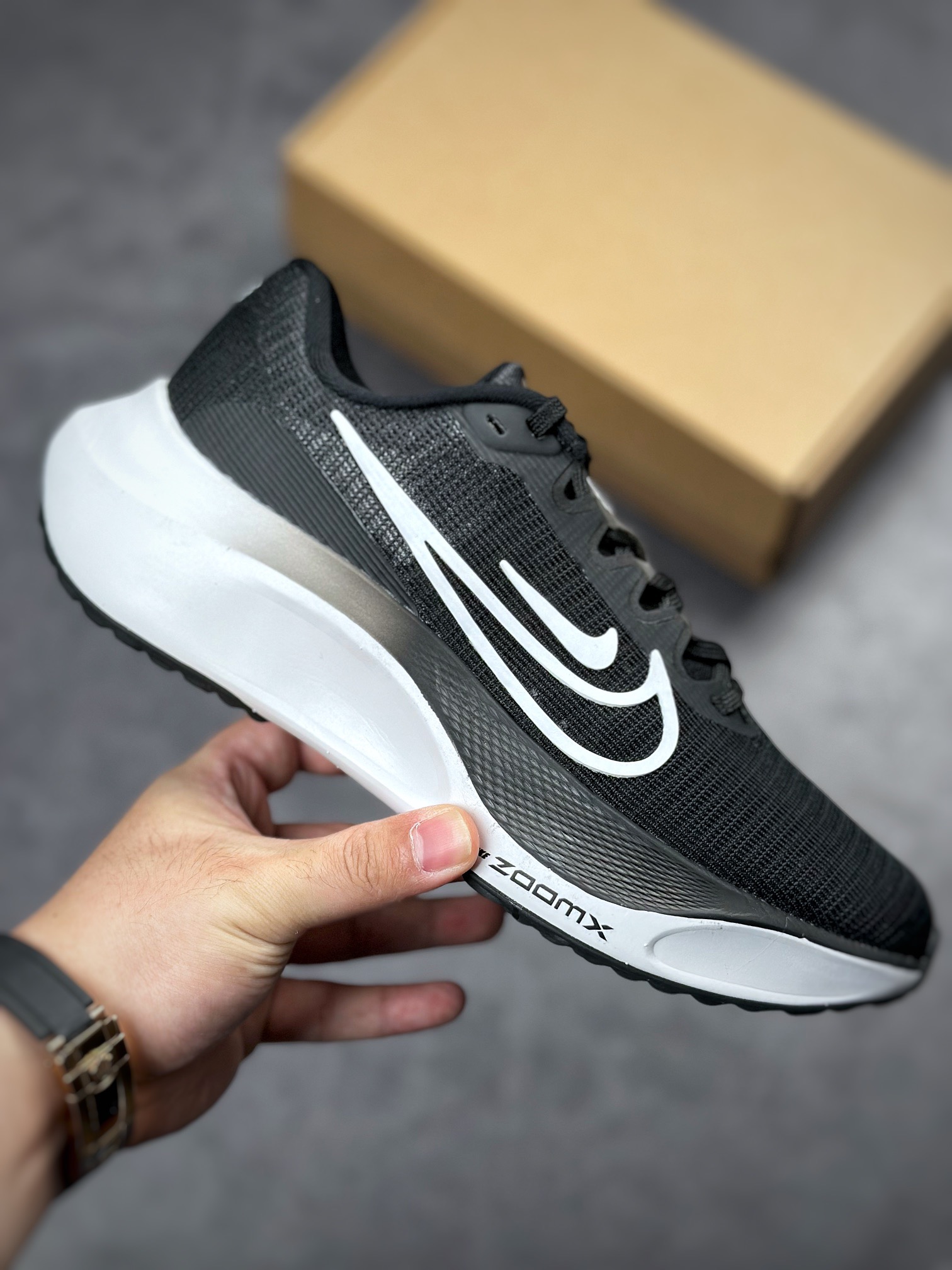Men Women Nike zoom fly 5