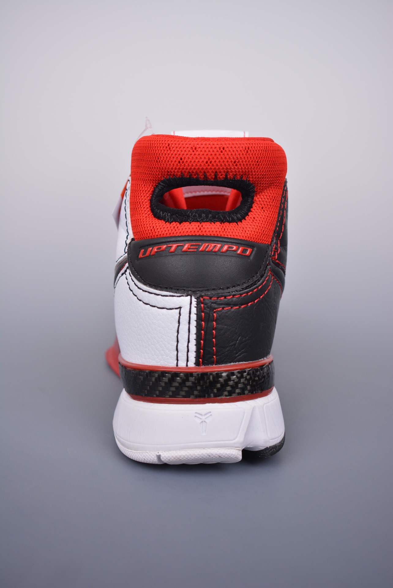 NIKE zoom KOBE 1 protro