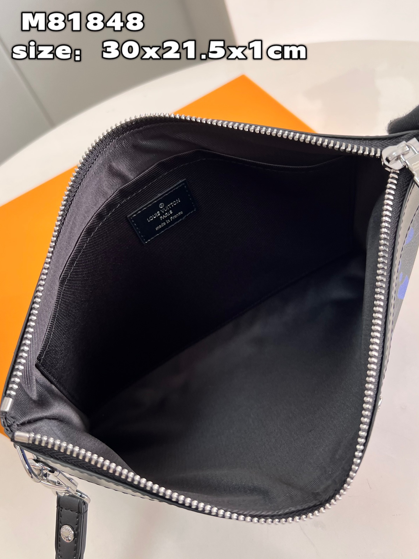 L*ouis V*uitton Top Bag