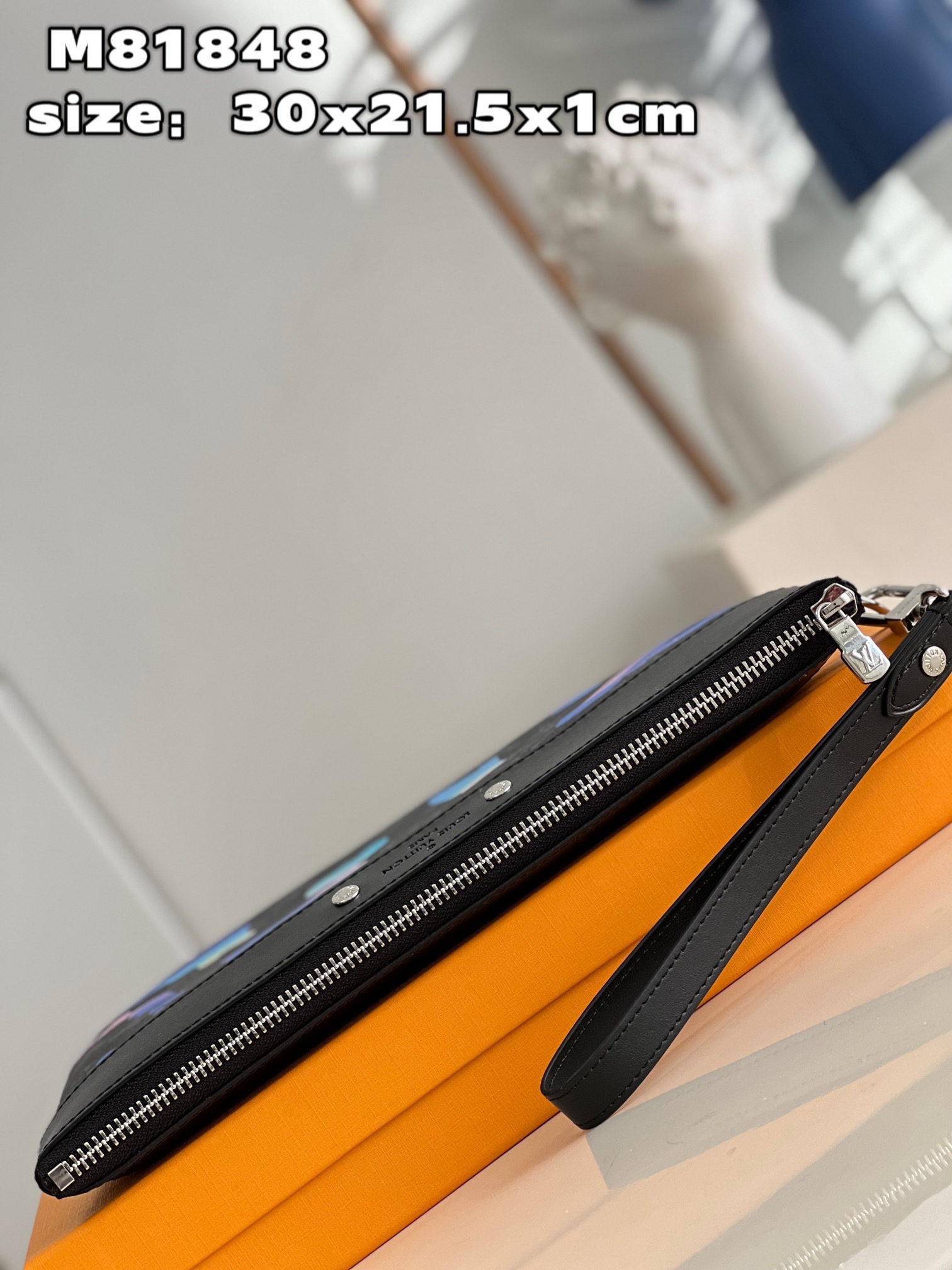 L*ouis V*uitton Top Bag