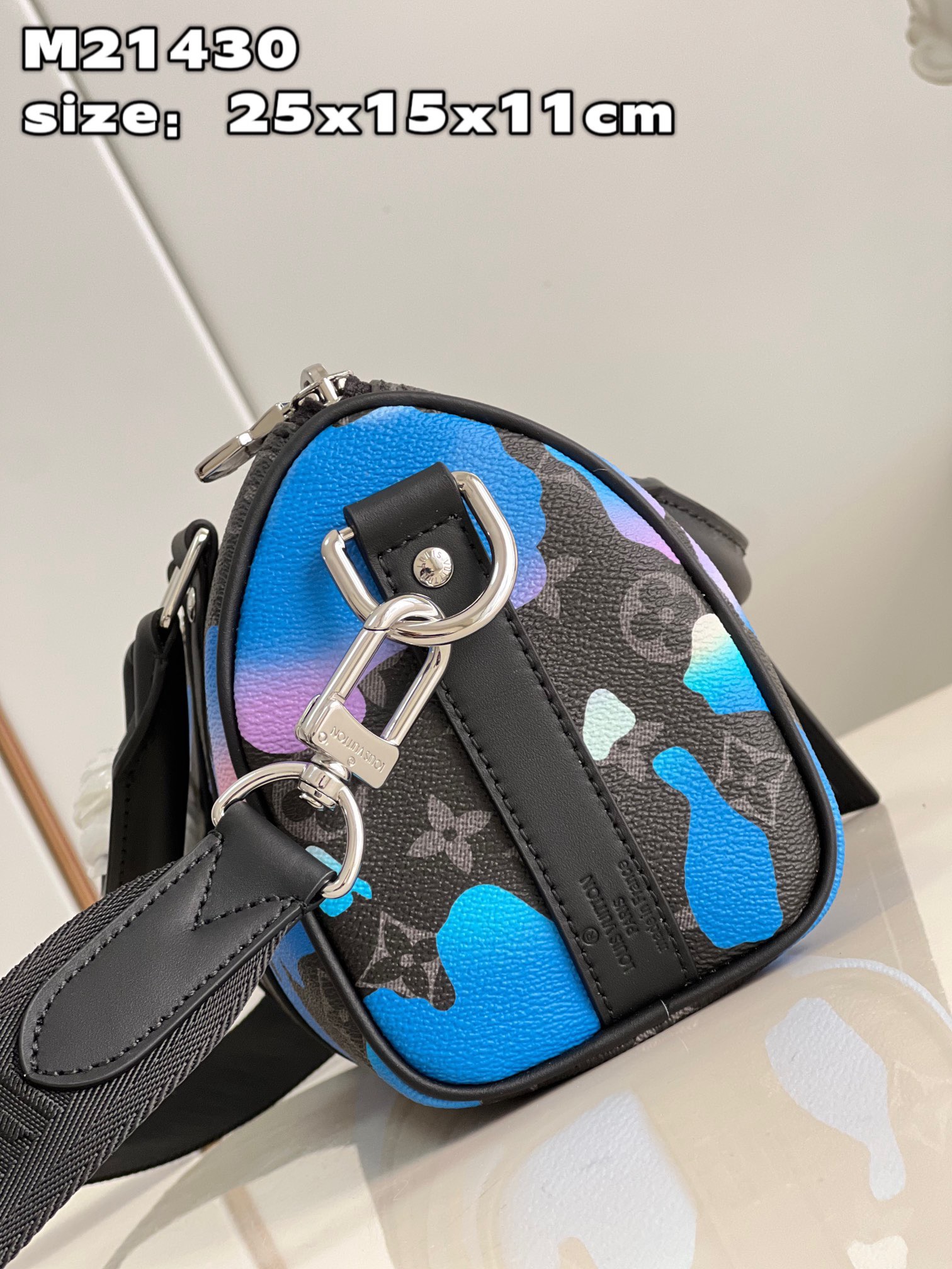 L*ouis V*uitton Top Bag