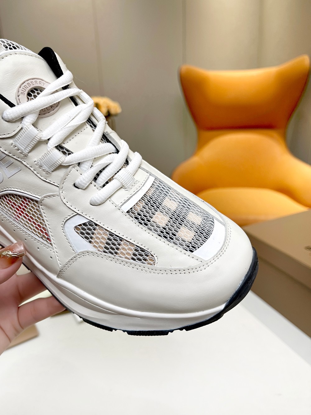 Men B*rberry Sneaker ()