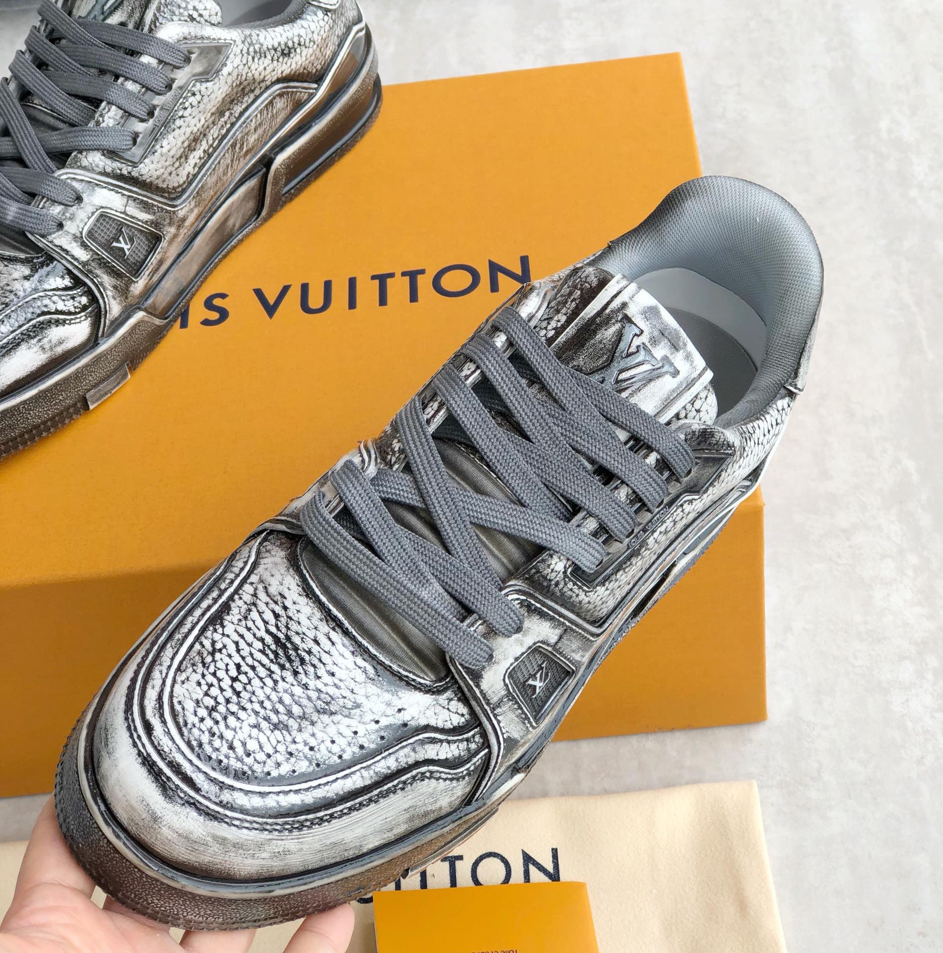 Men Women L*ouis V*uitton Top Sneaker Maikesneakers