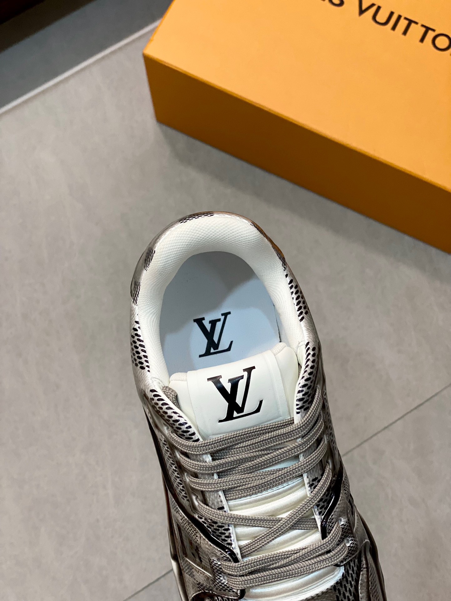 Men L*ouis V*uitton Top Sneaker Maikesneakers