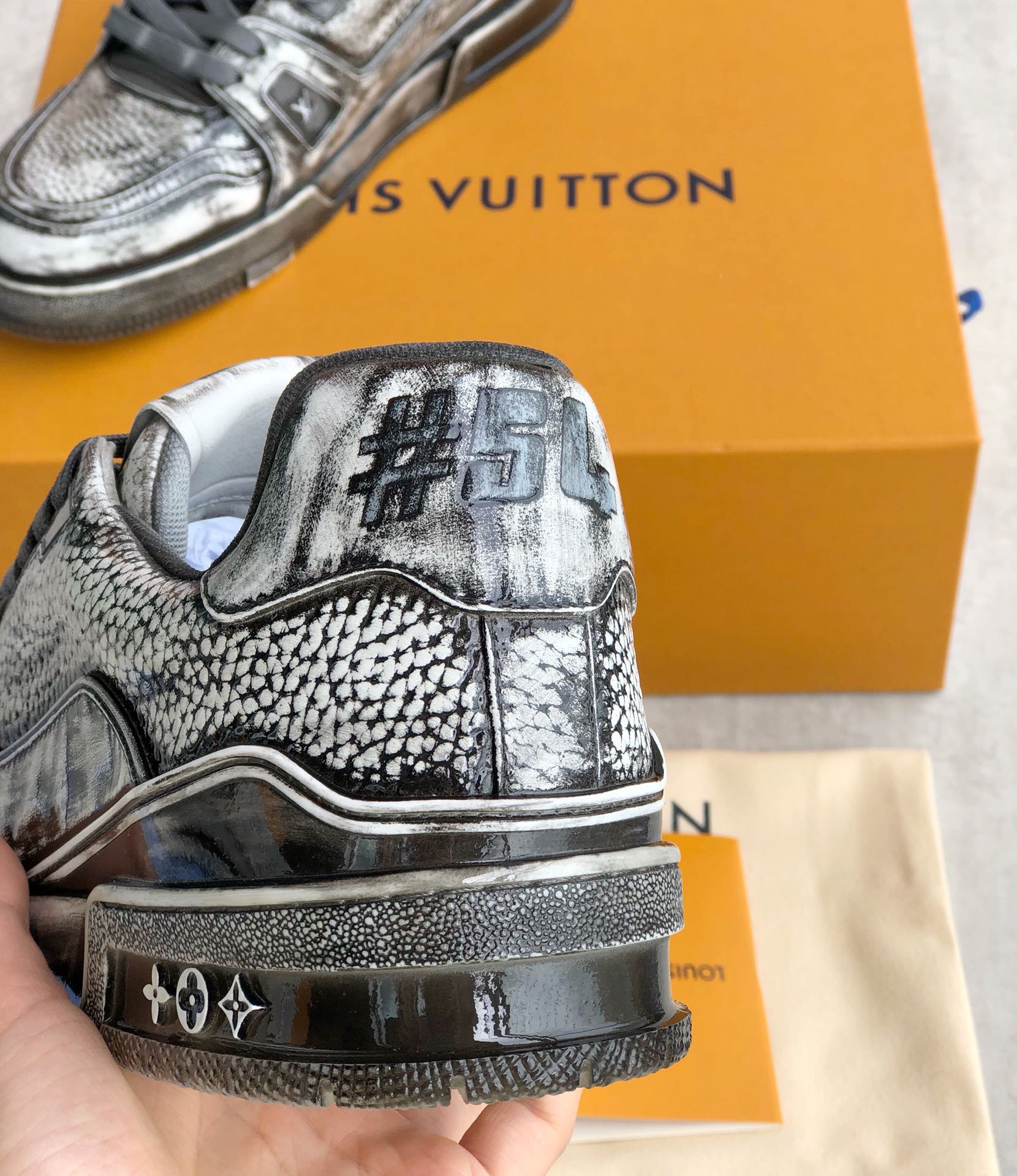 Men Women L*ouis V*uitton Top Sneaker Maikesneakers