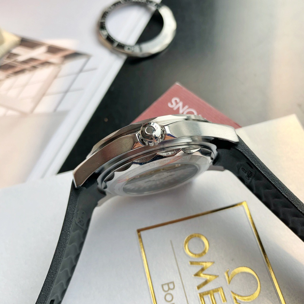 O*megaWatches Top Quality