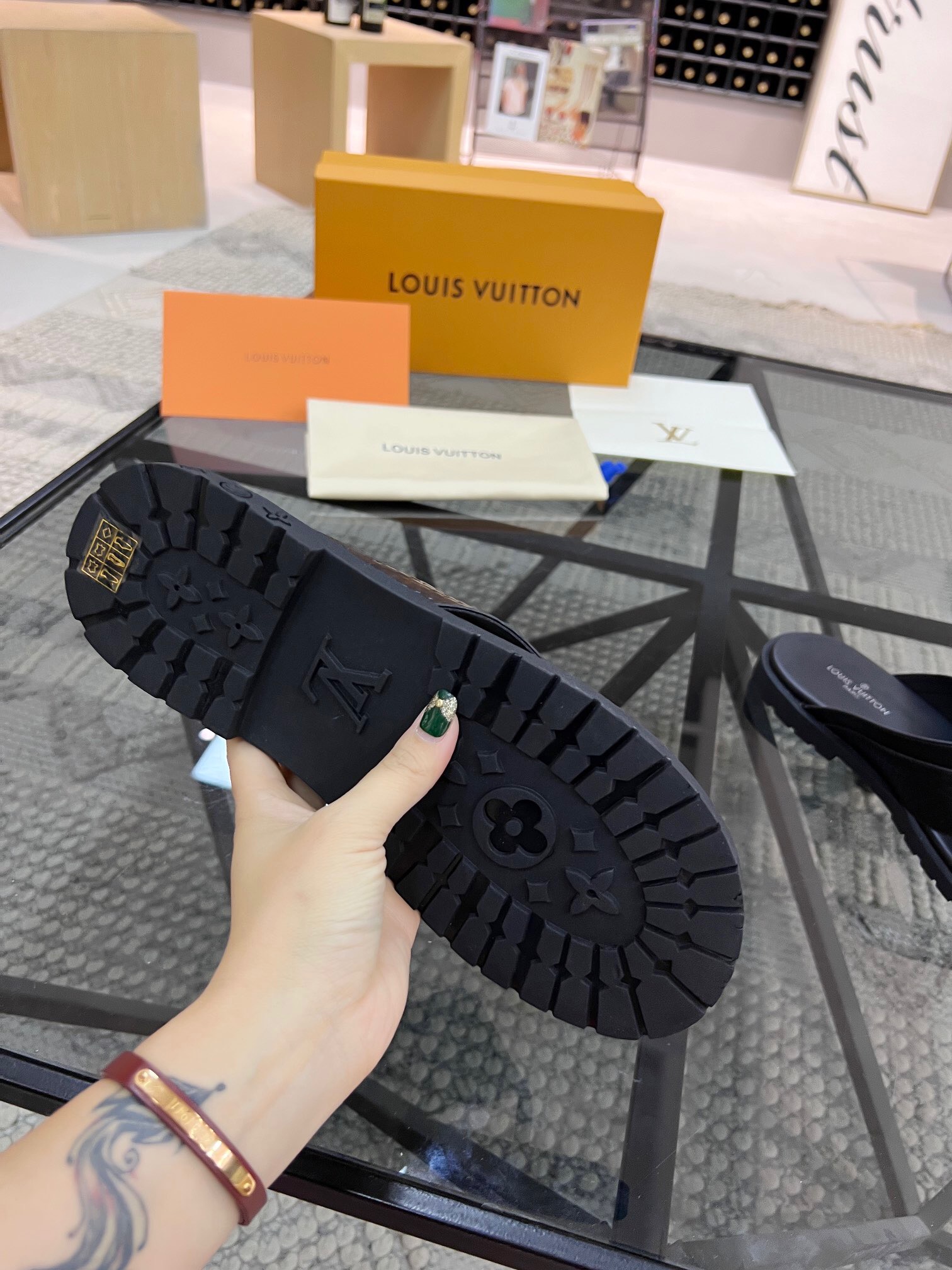 Men L*ouis V*uitton Top Slippers