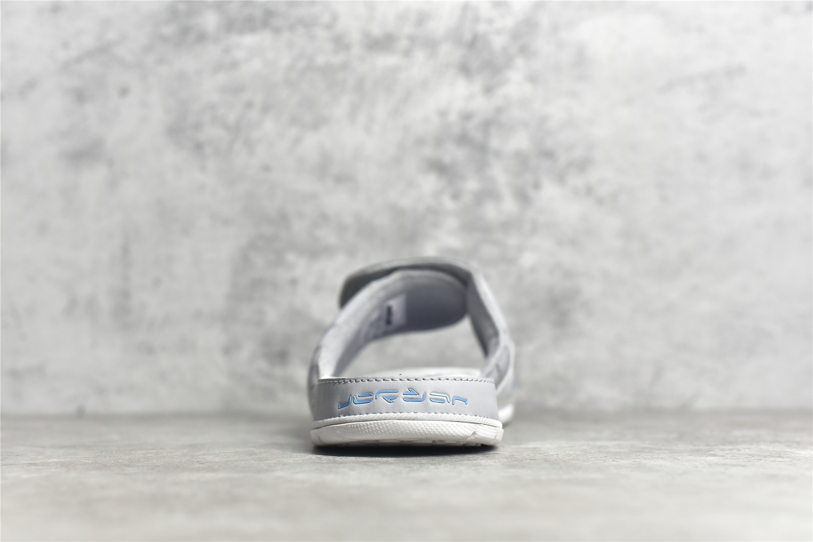 Nike Air Jordan 12 Slippers