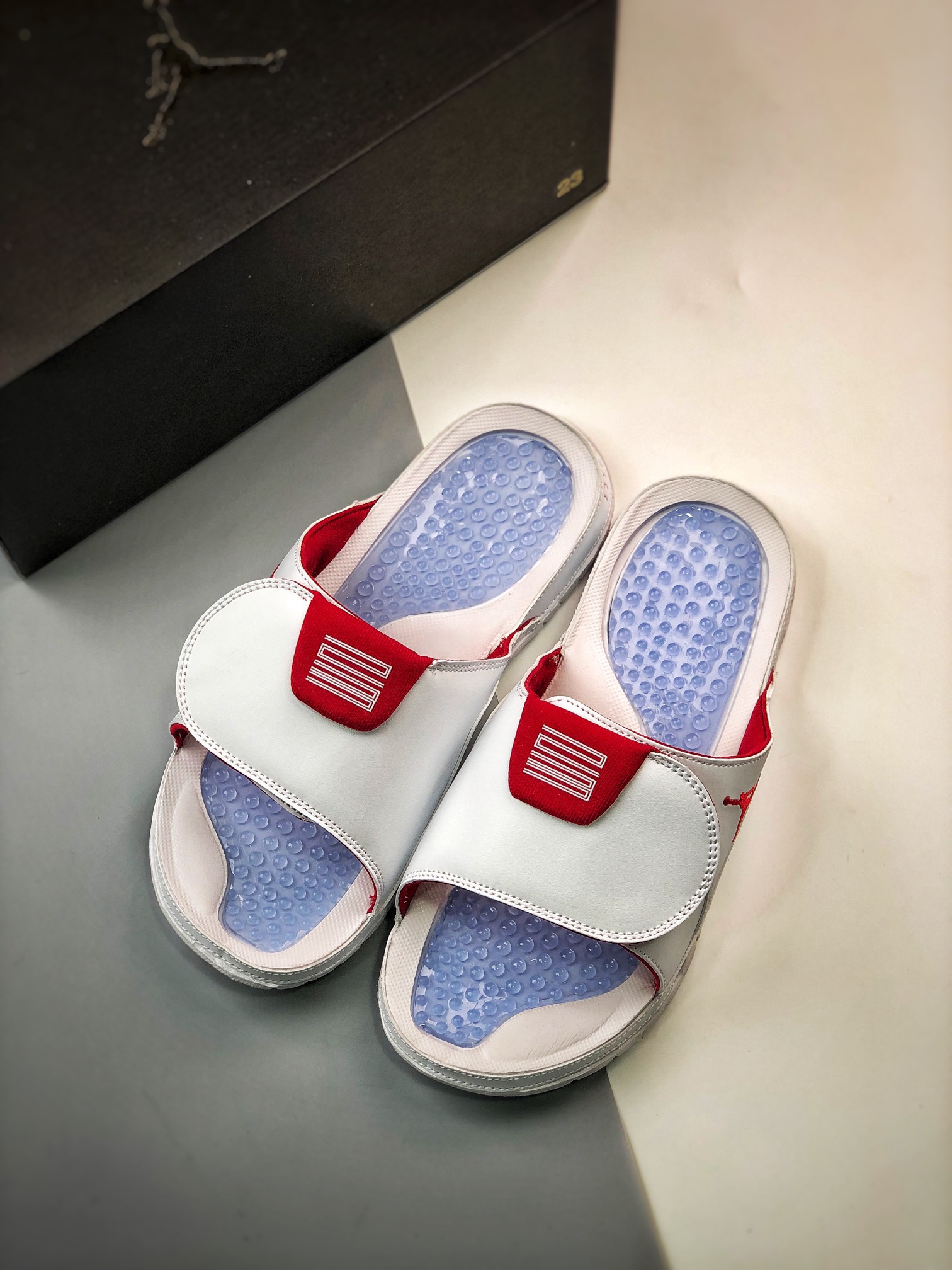 Nike Air Jordan 11 Slippers