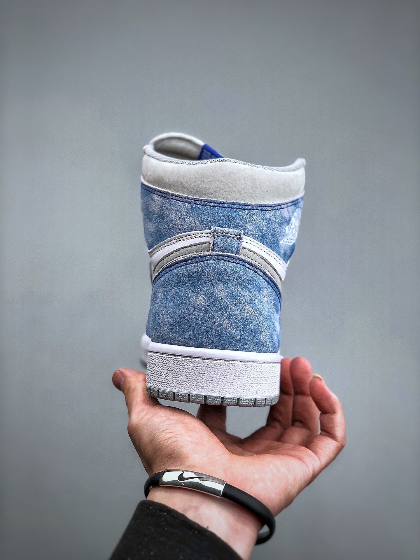 Air Jordan 1“ Hype Royal” 555088-402