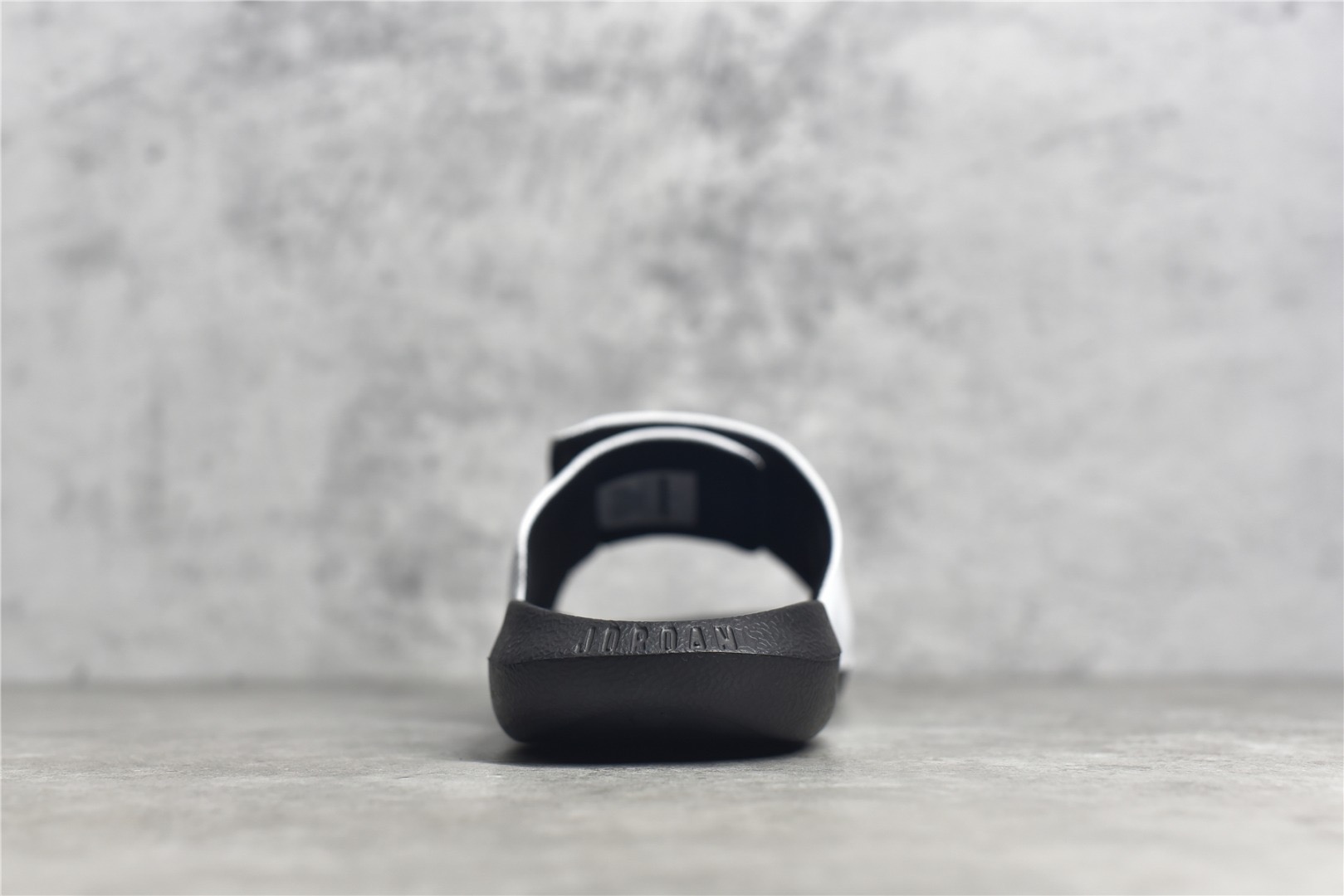 Nike Air Jordan 6 Slippers