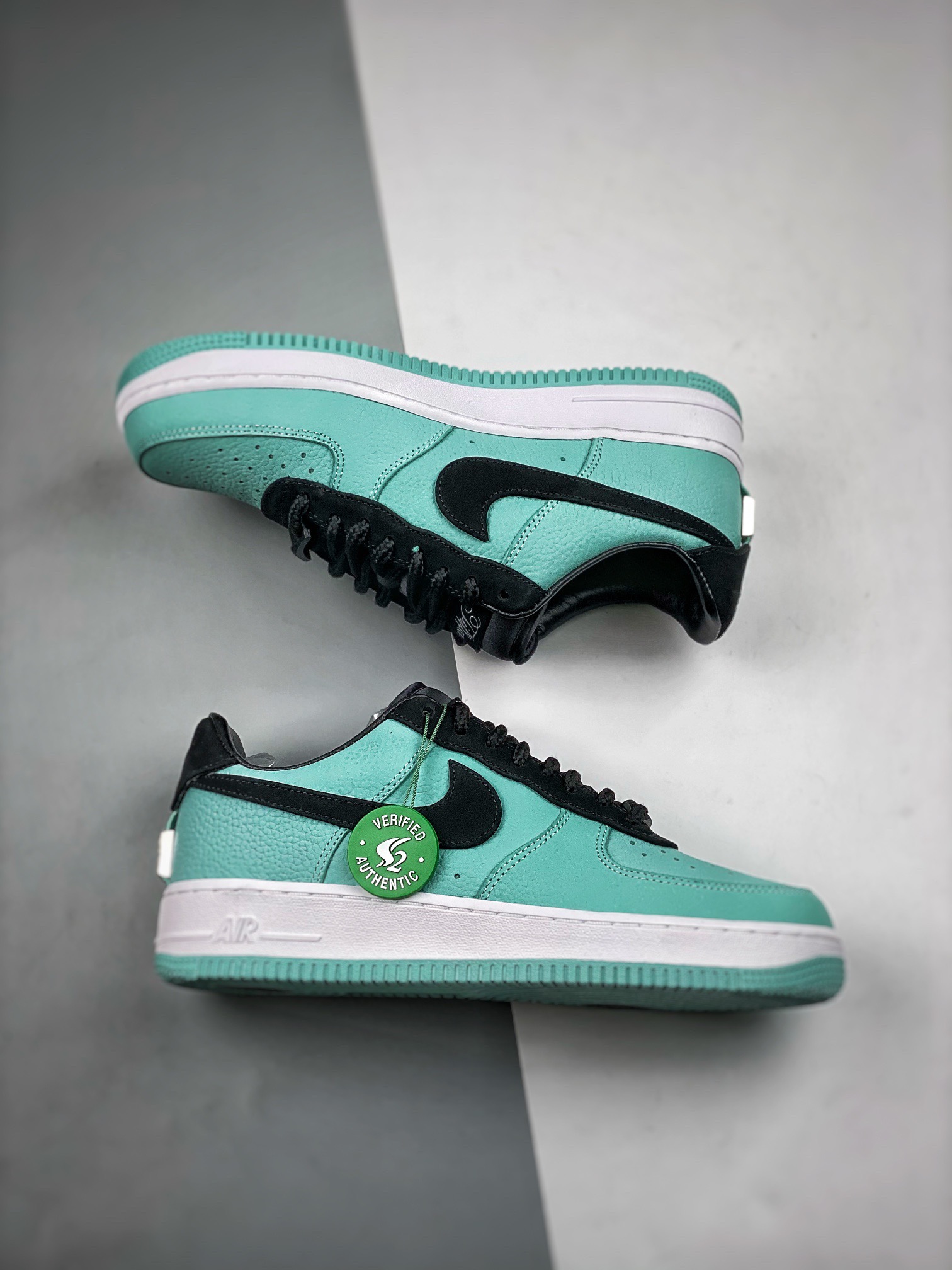 T*iffany&co. + Nike Air Force 1