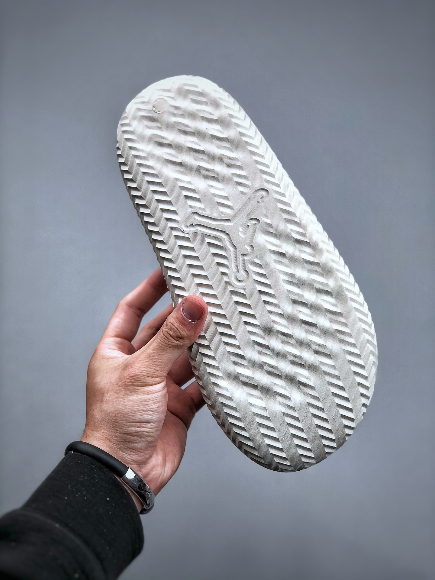 Nike Air Jordan play Slippers