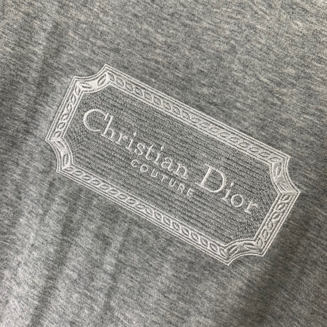 Men T-shirt Top Quality 2023