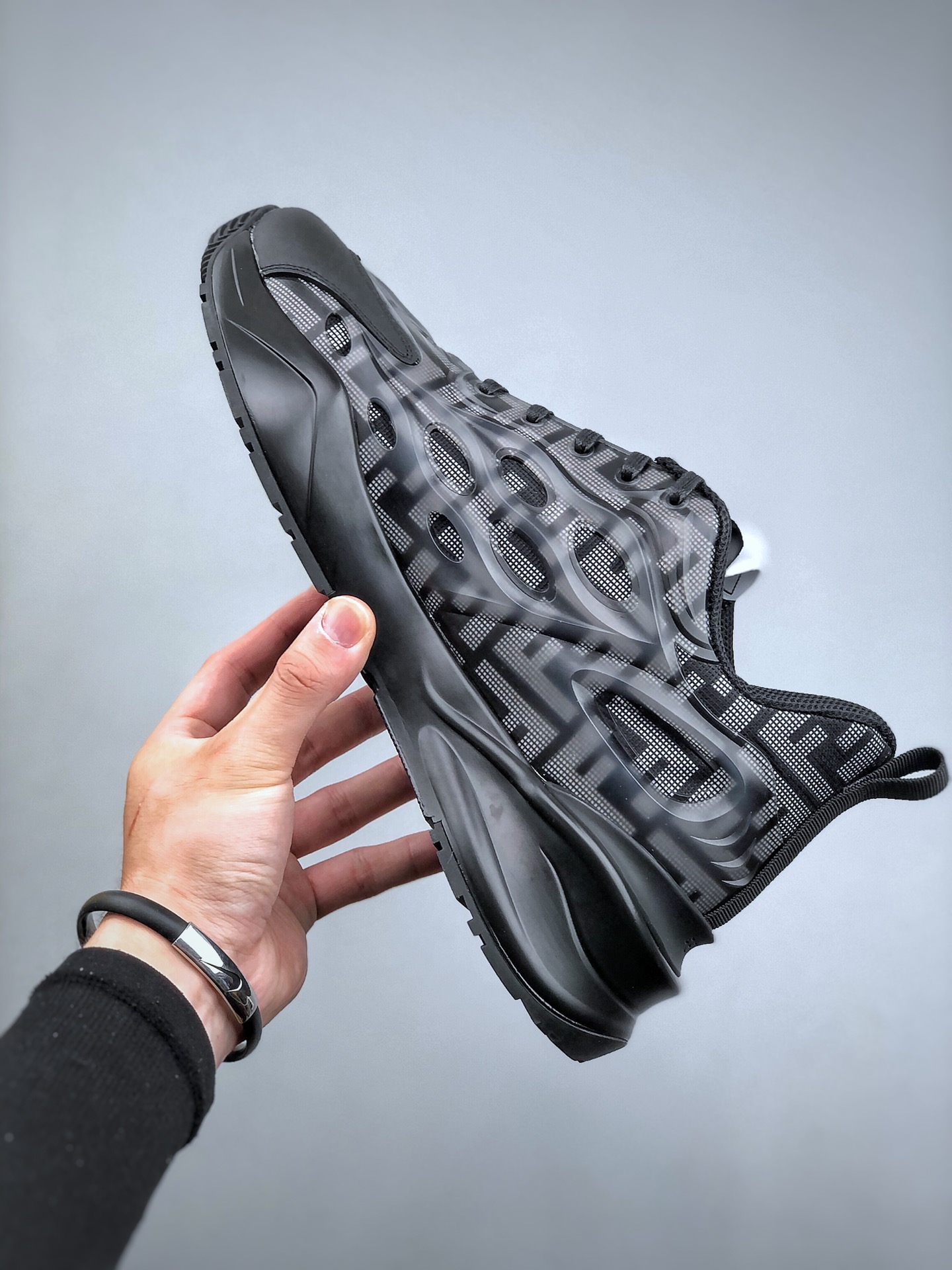 Men F*endi Top Sneaker ( )