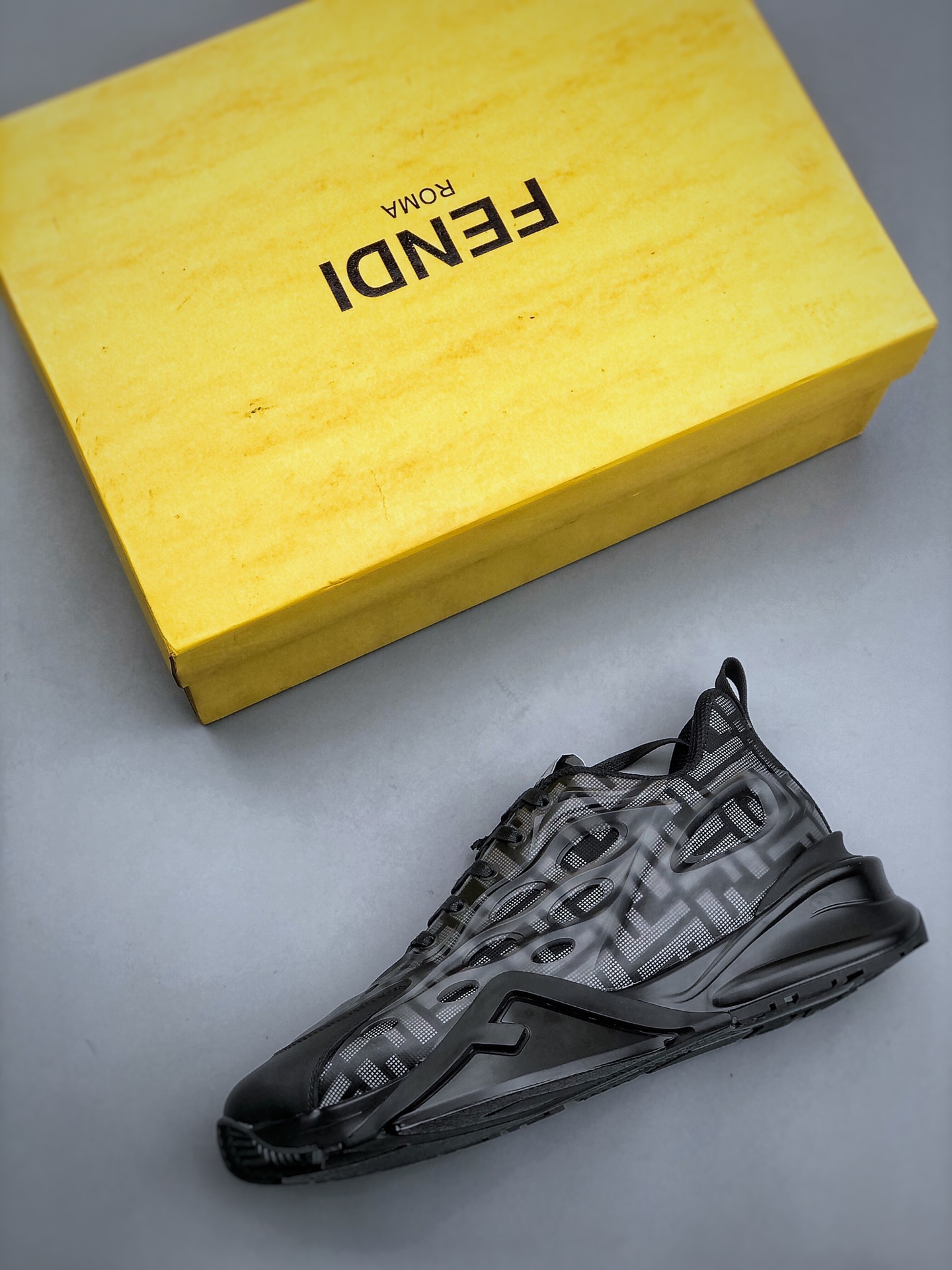 Men F*endi Top Sneaker ( )