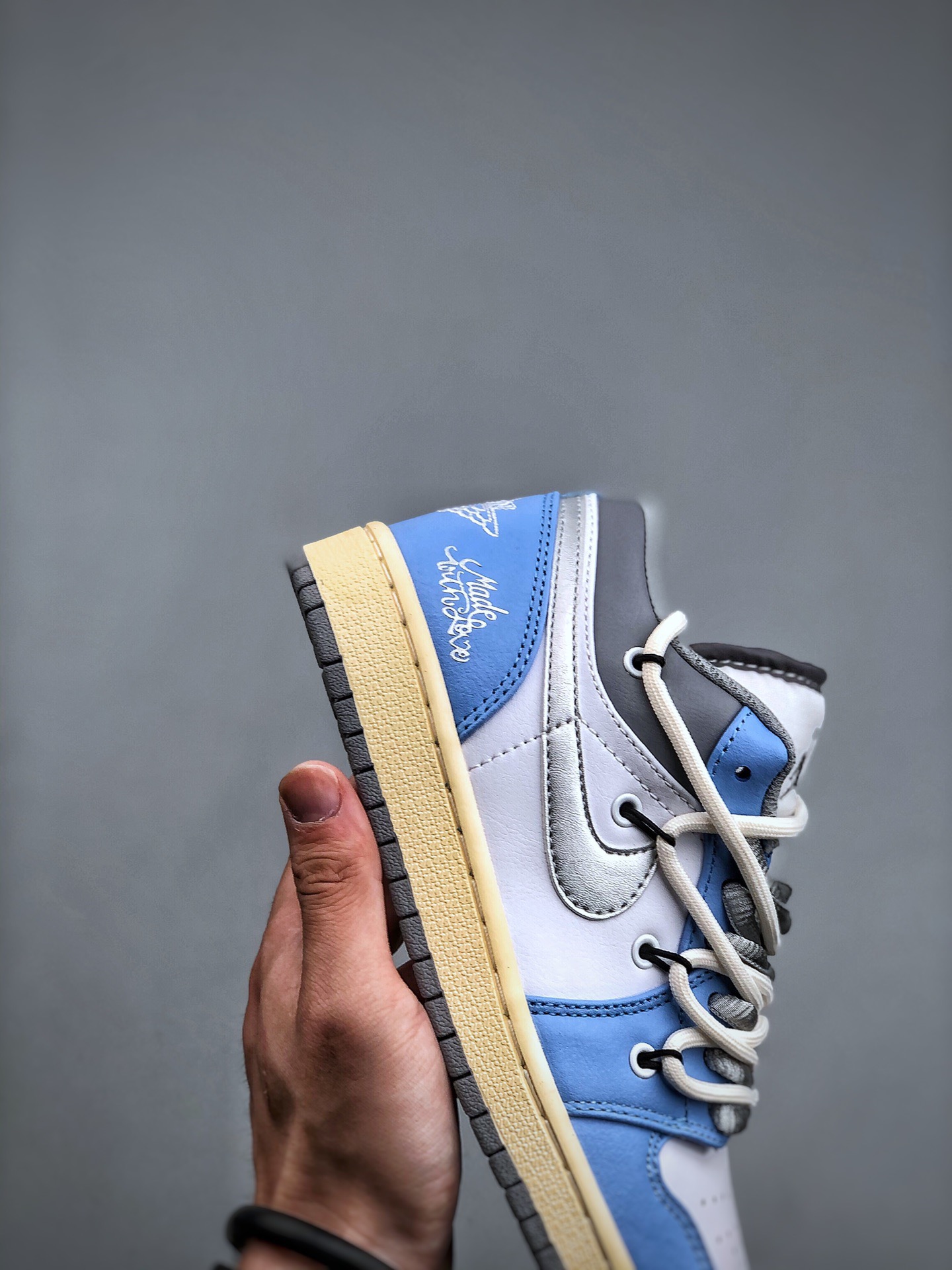 Nike Air Jordan 1 low AJ1