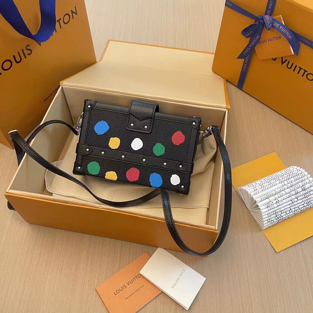 L*ouis V*uitton Top Bag