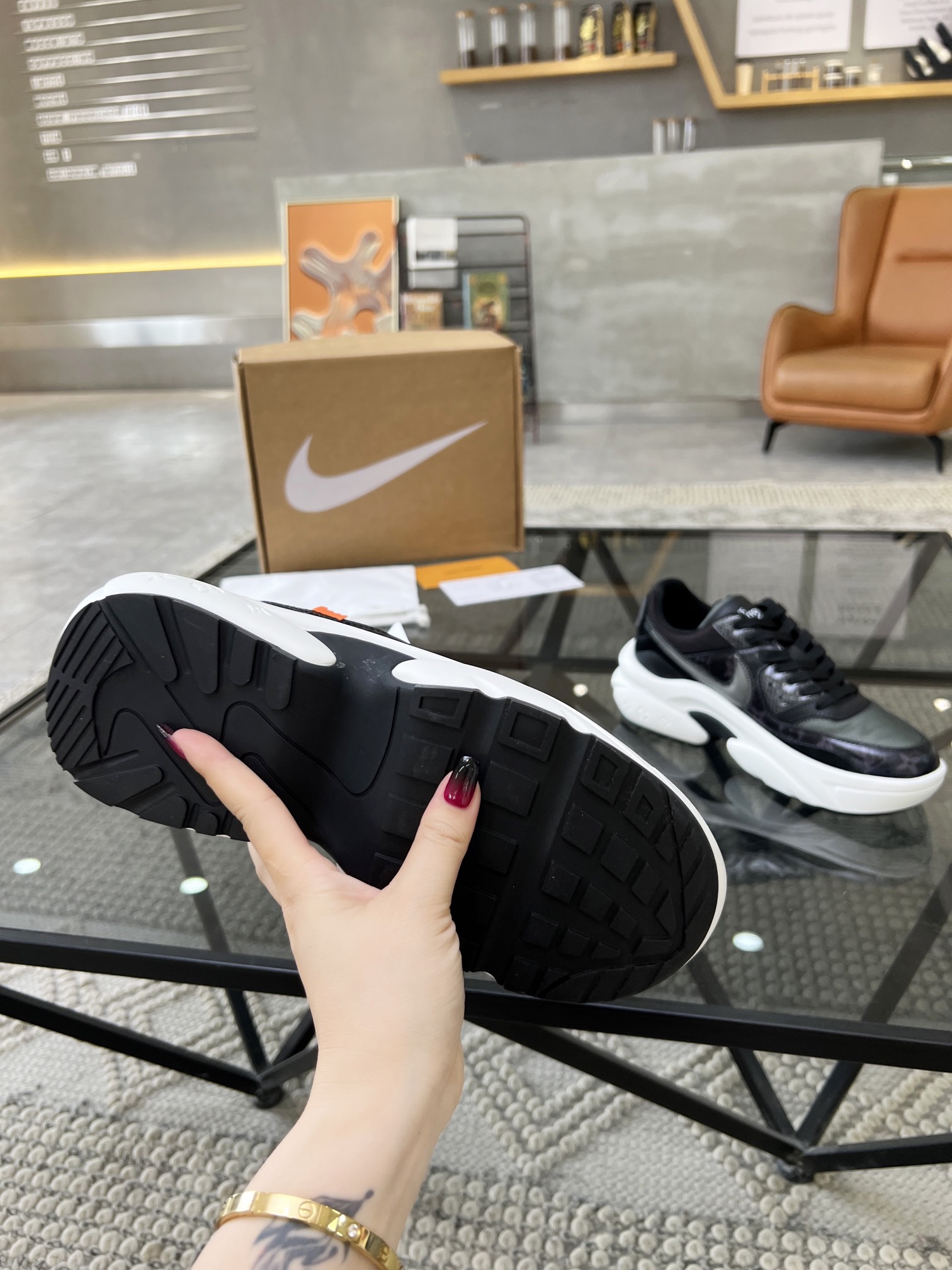 Men L*ouis V*uitton x NIKE Sneakers Maikesneakers