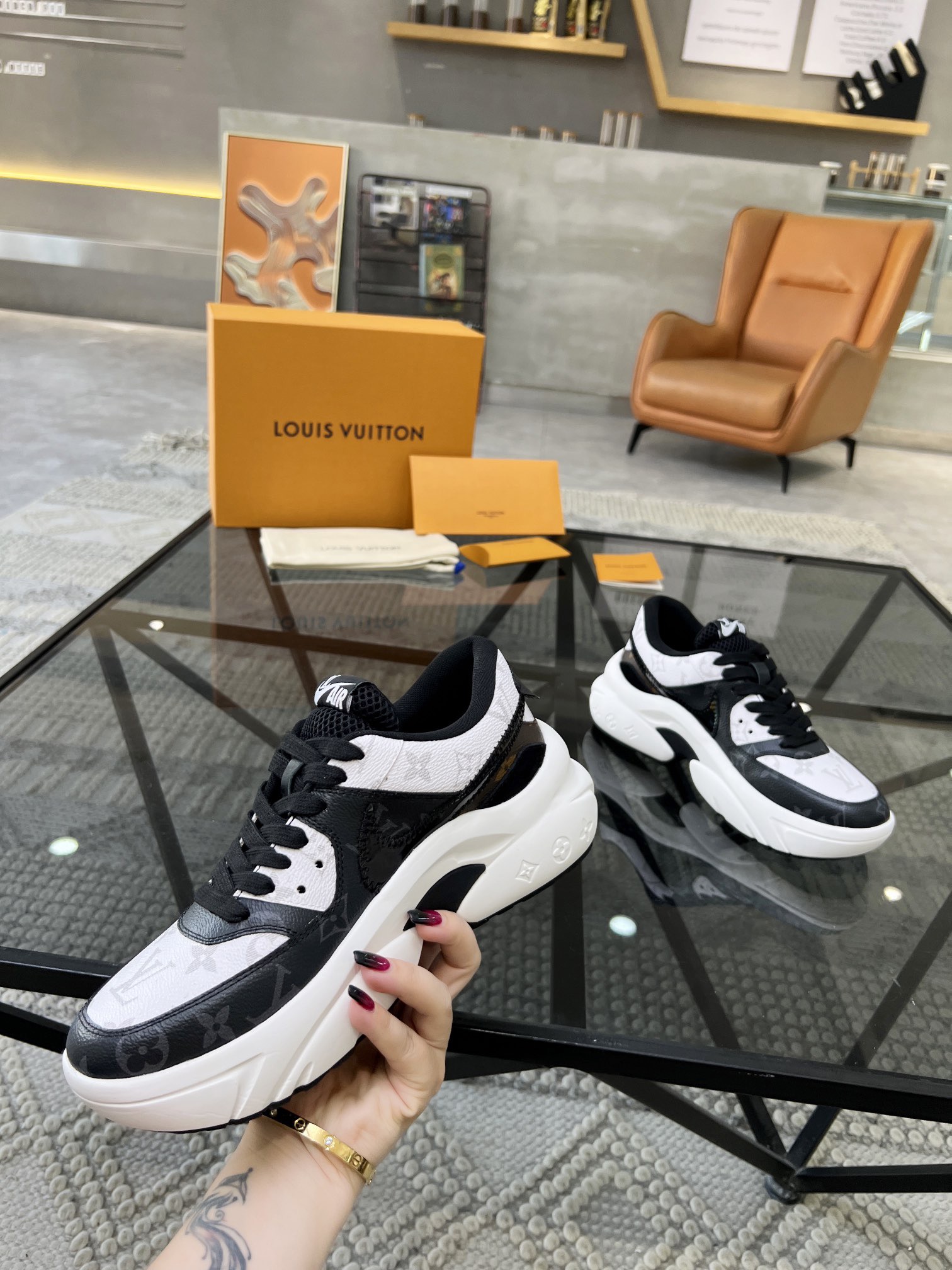 Men L*ouis V*uitton x NIKE Sneakers Maikesneakers