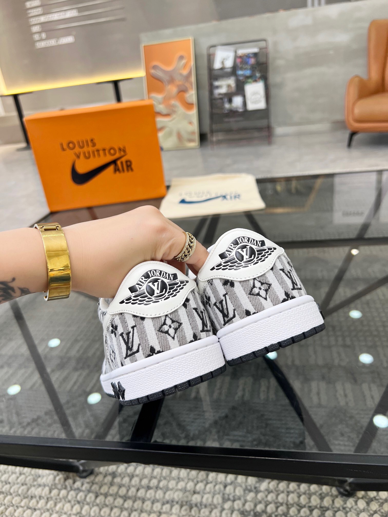 Men L*ouis V*uitton x NIKE Sneakers Maikesneakers