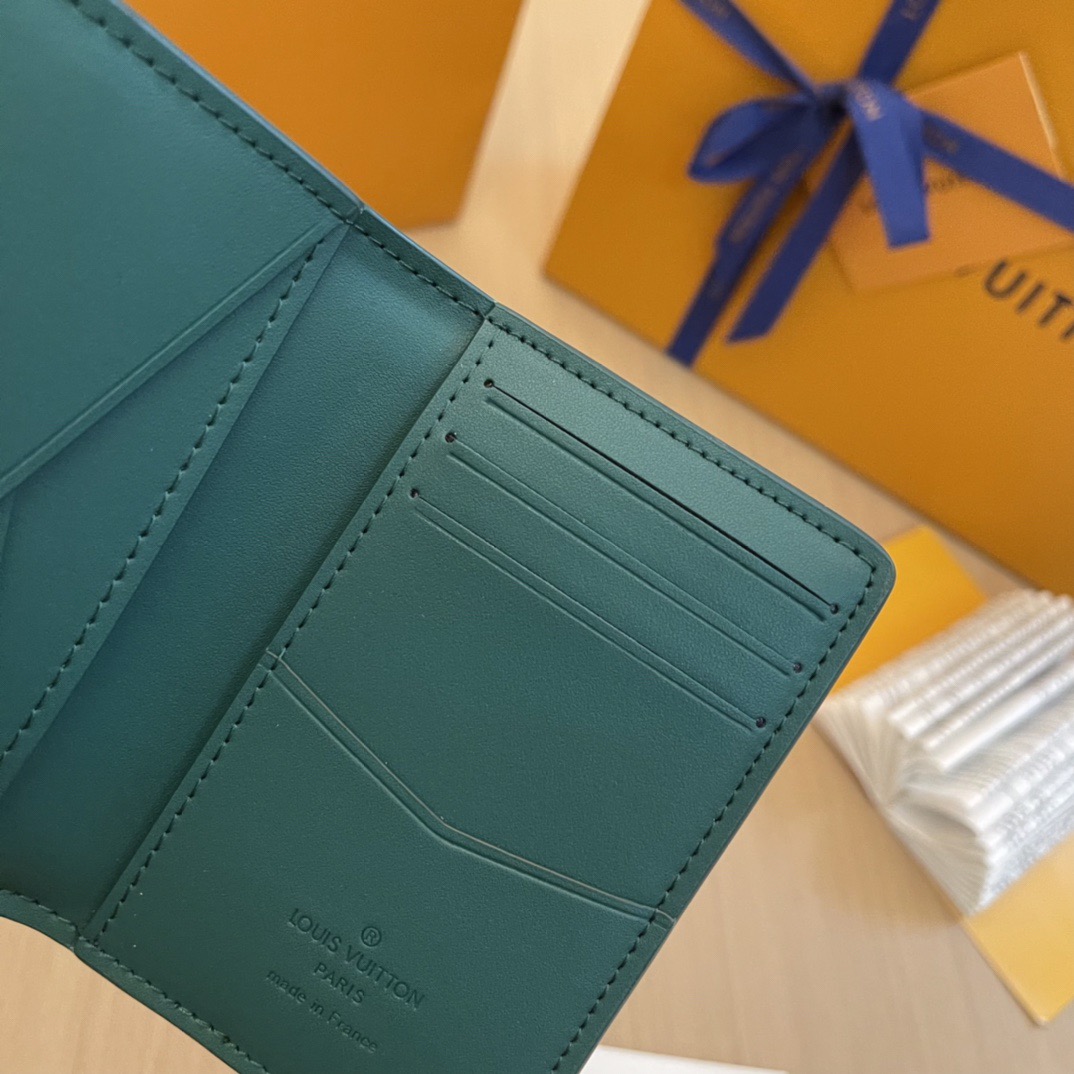 L*ouis V*uitton Top Bag