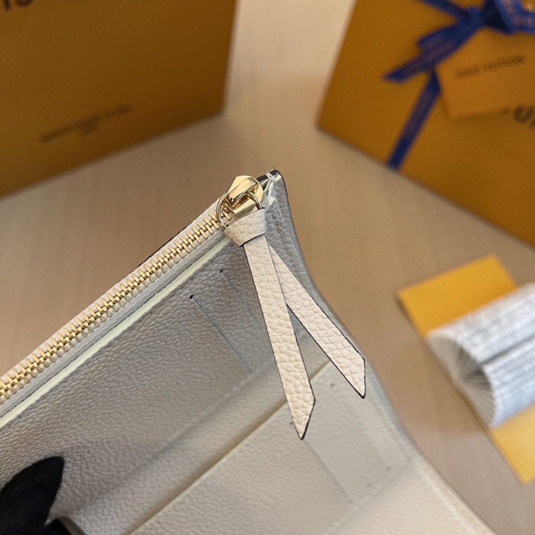 L*ouis V*uitton Top Bag