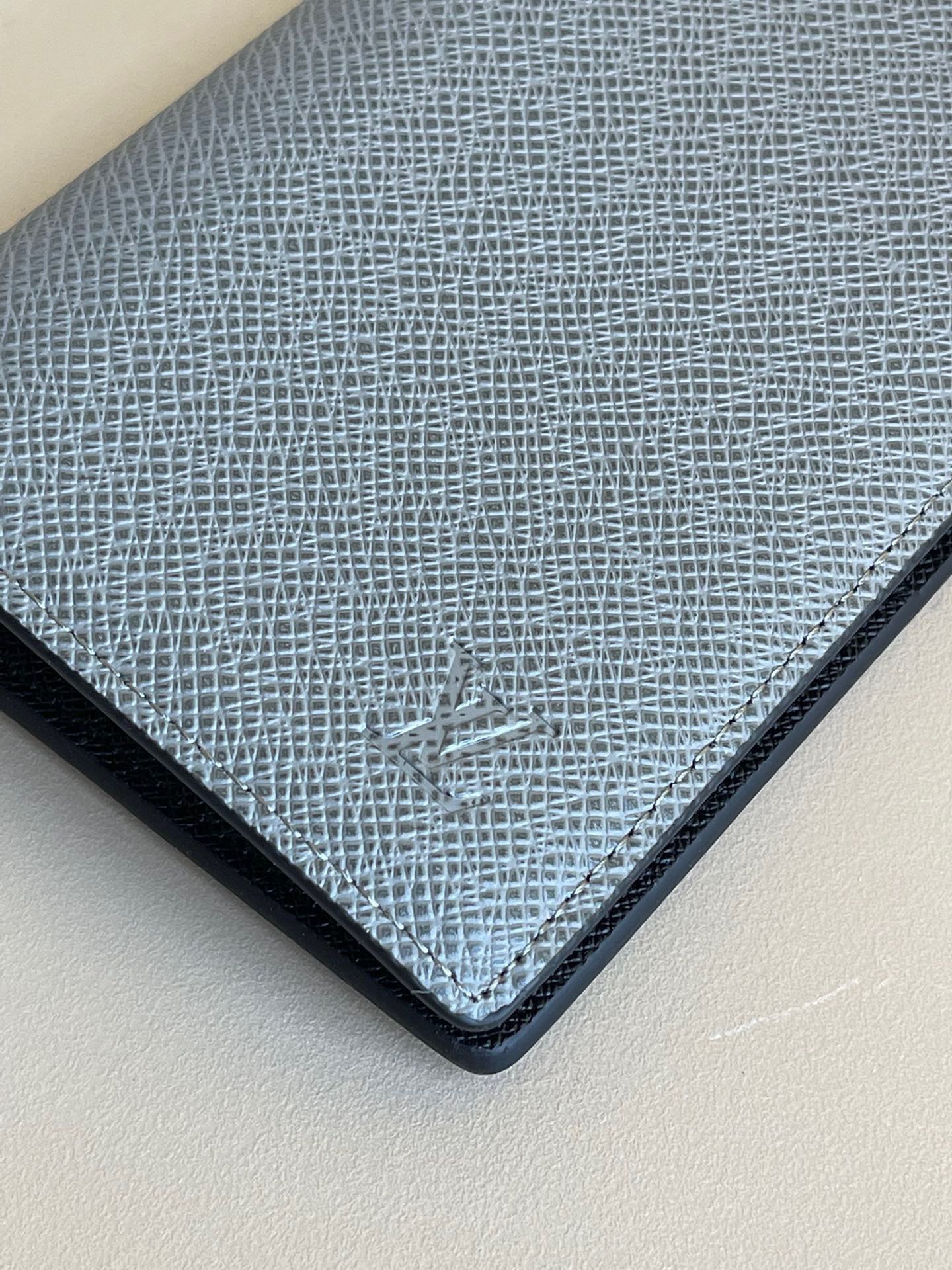 L*ouis V*uitton Top Bag