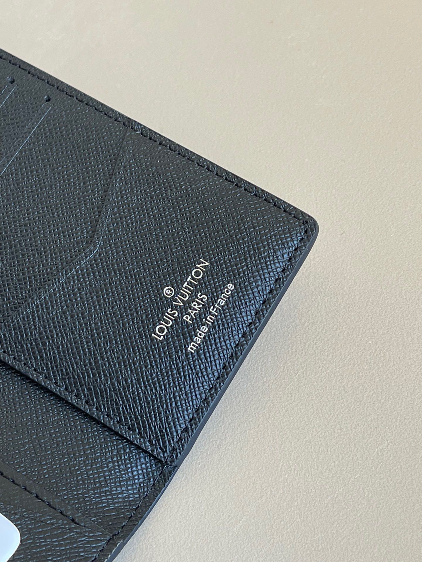 L*ouis V*uitton Top Bag