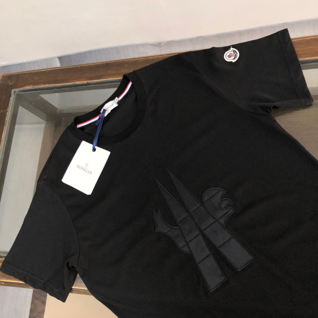 Men T-shirt Top Quality 2023