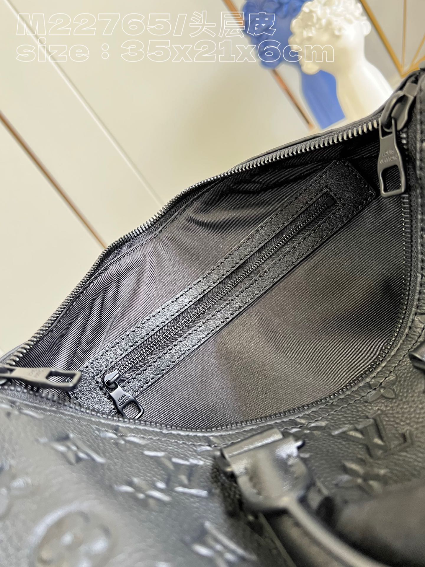 L*ouis V*uitton Top Bag