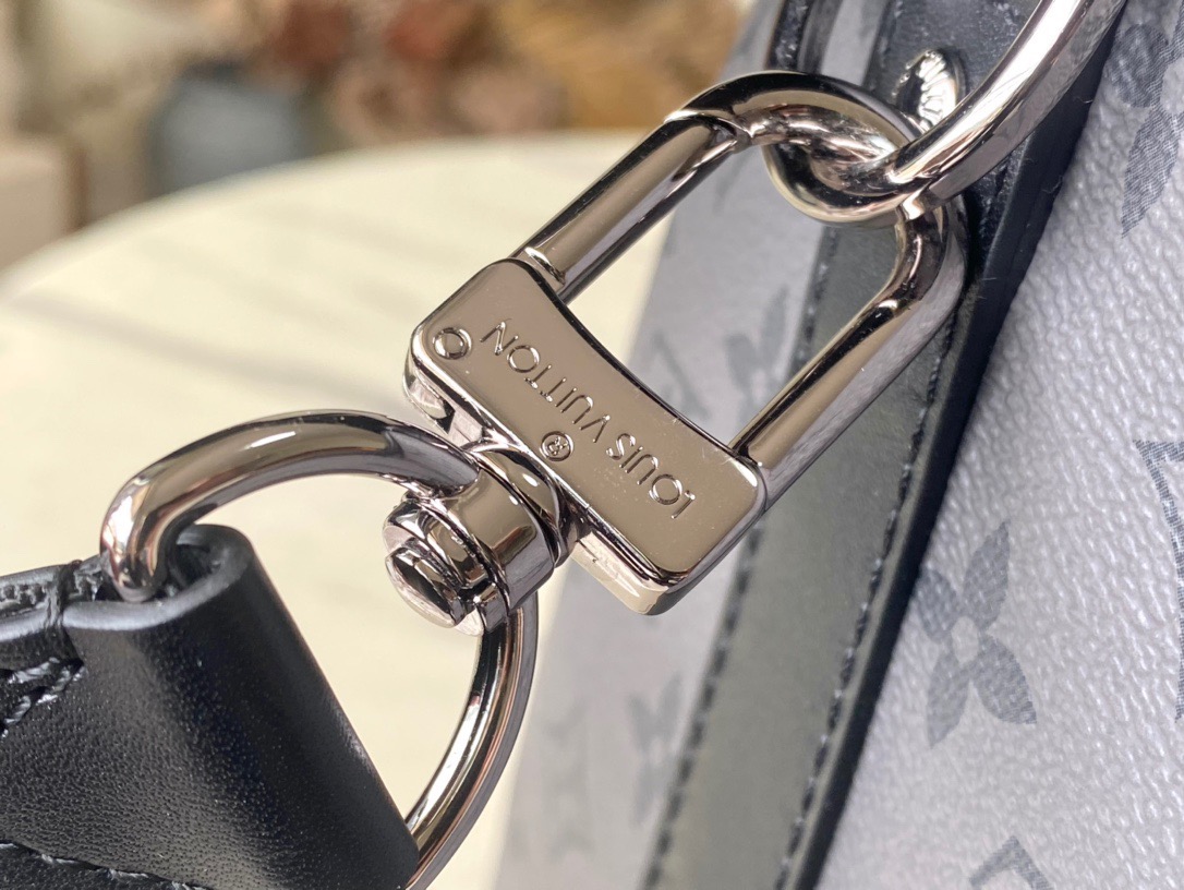 L*ouis V*uitton Top Bag