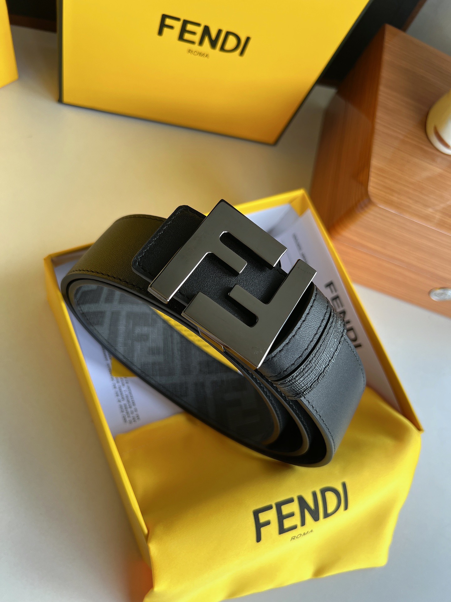 L*ouis V*uitton Top Version 40MM