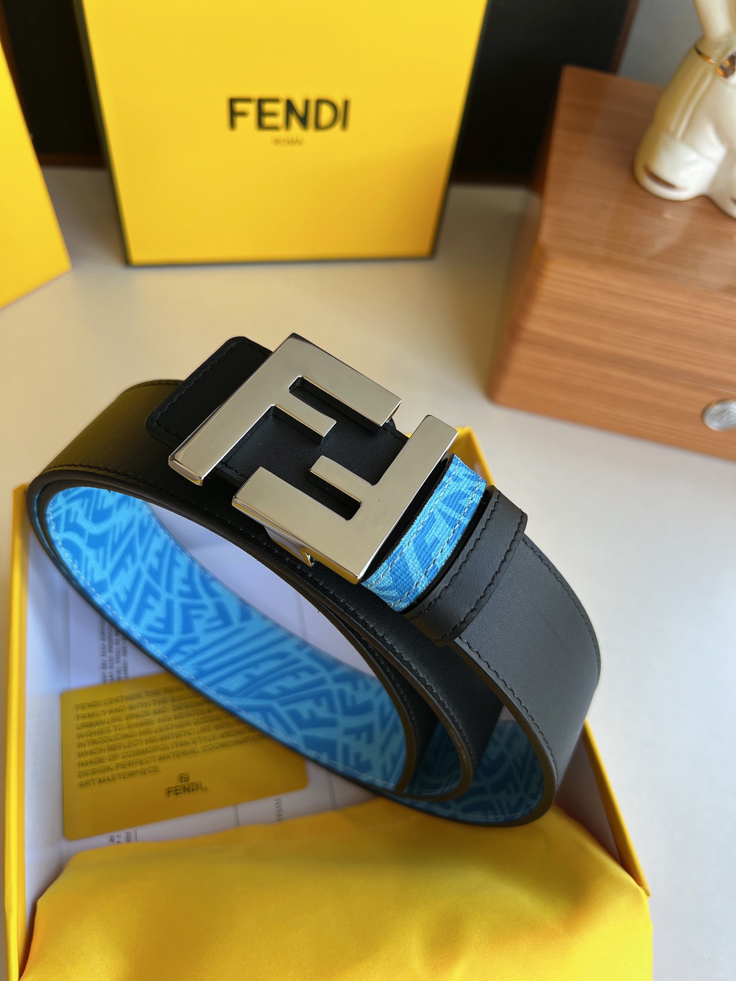 L*ouis V*uitton Top Version 40MM