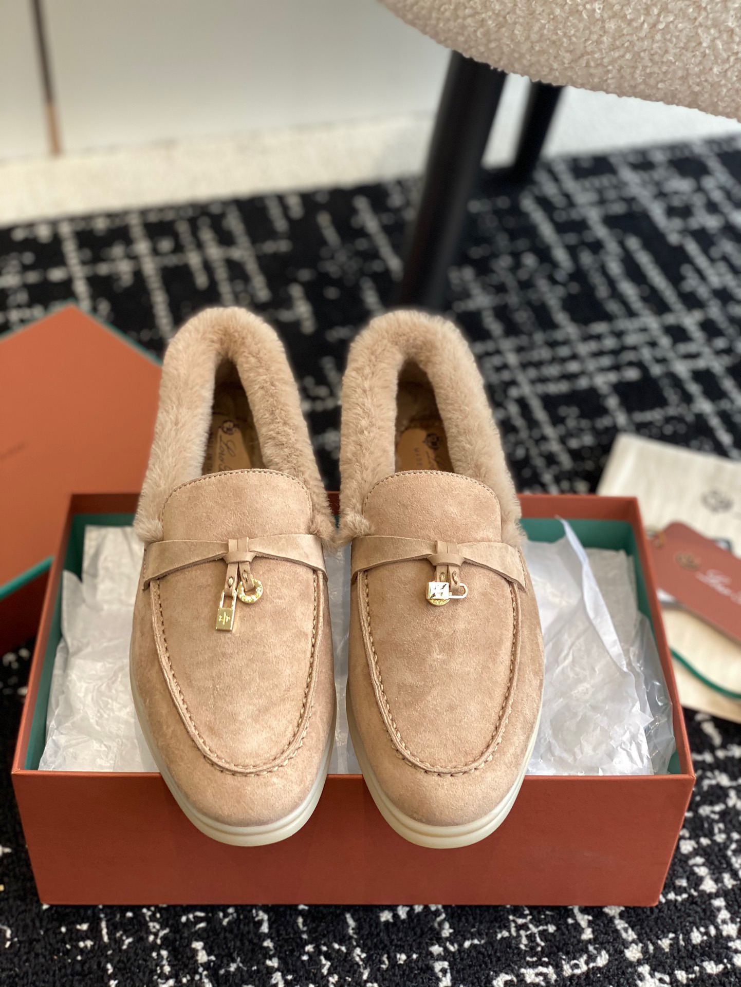 Women L*oro P*iana Top Loafer （）
