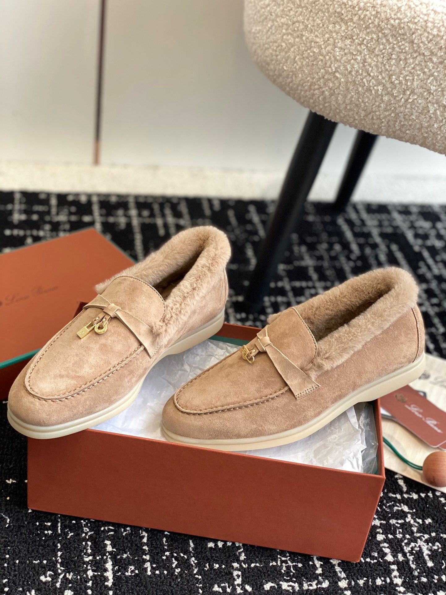 Women L*oro P*iana Top Loafer （）