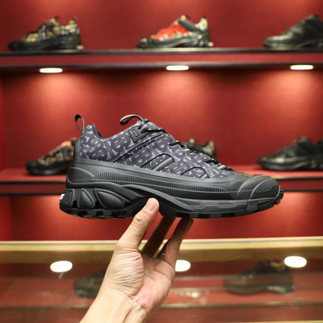 Men B*urberry Top Sneaker Maikesneakers