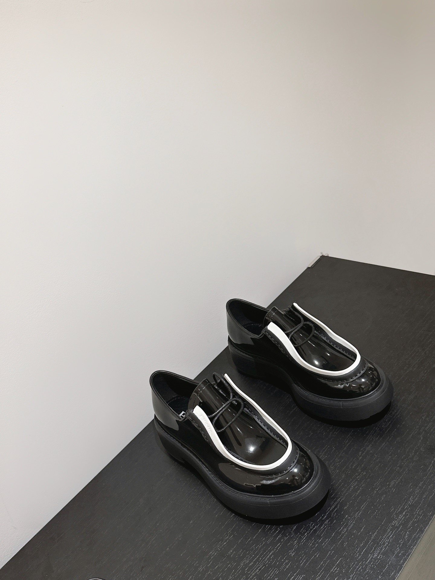 Women P*rada Top Sneaker