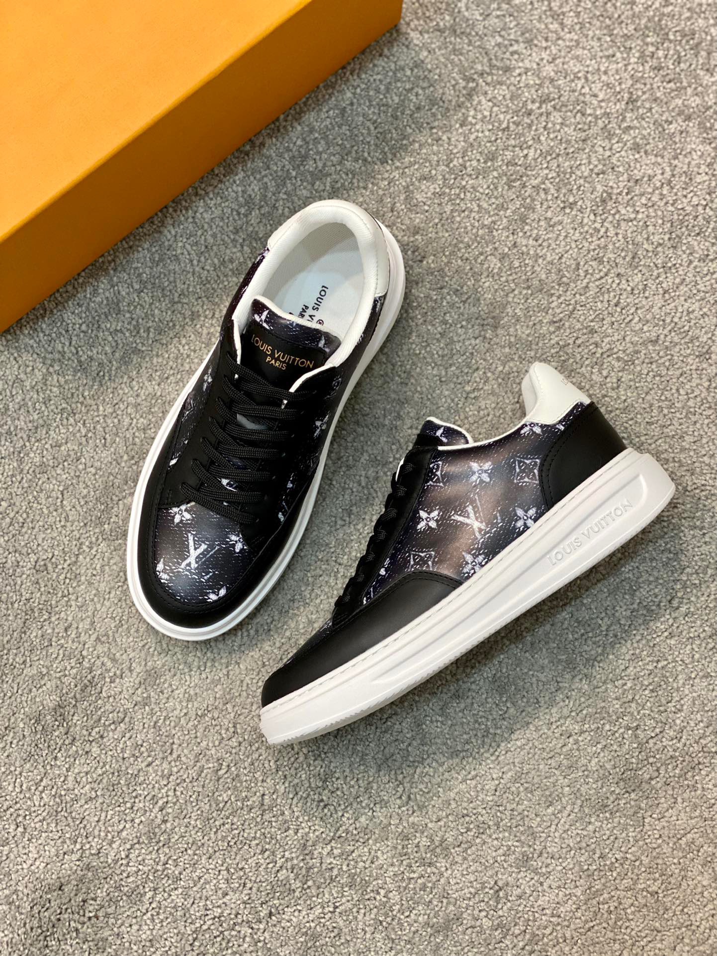 Men L*ouis V*uitton Top Sneaker