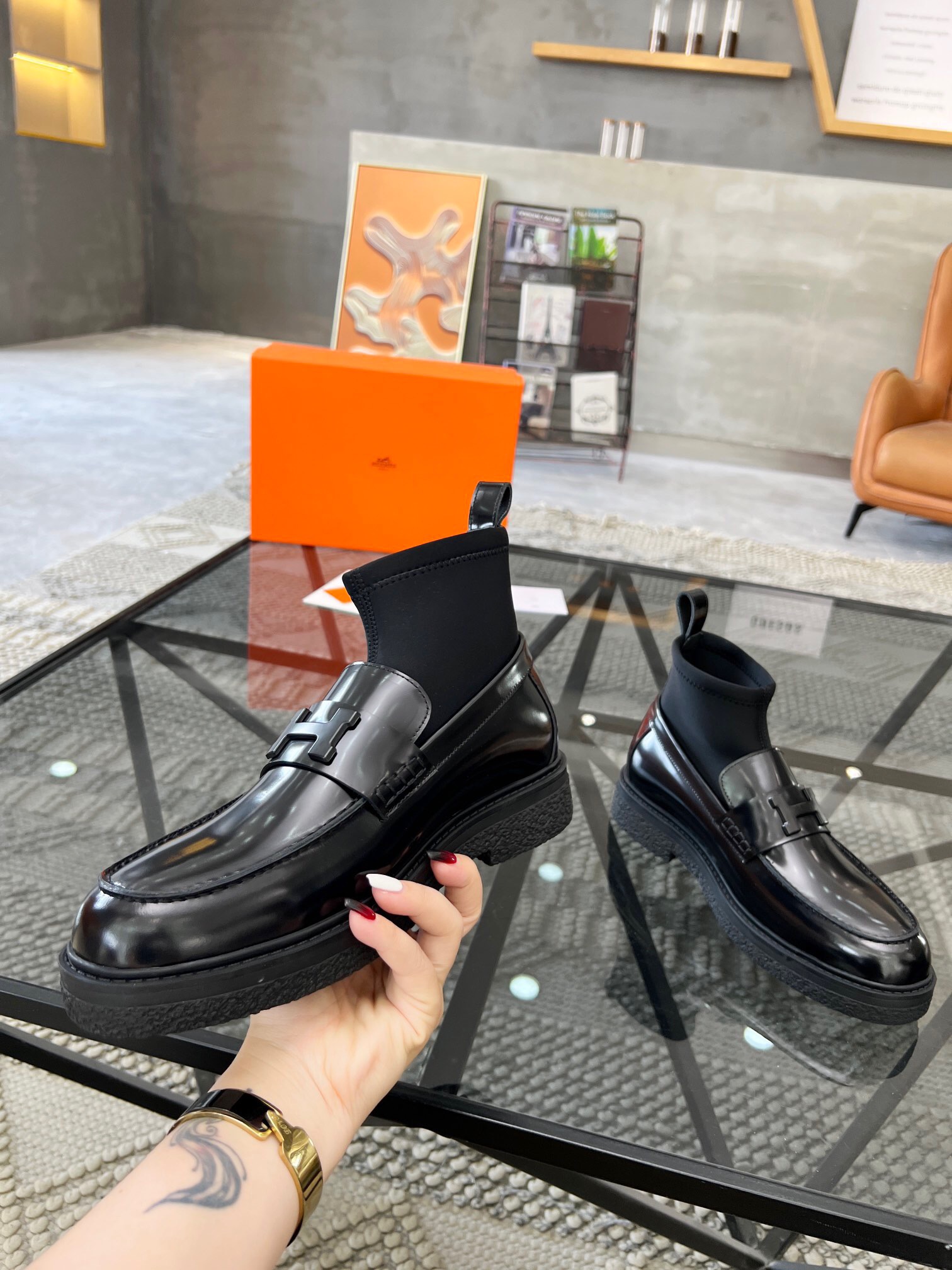 Men  H*ermes Top Sneaker