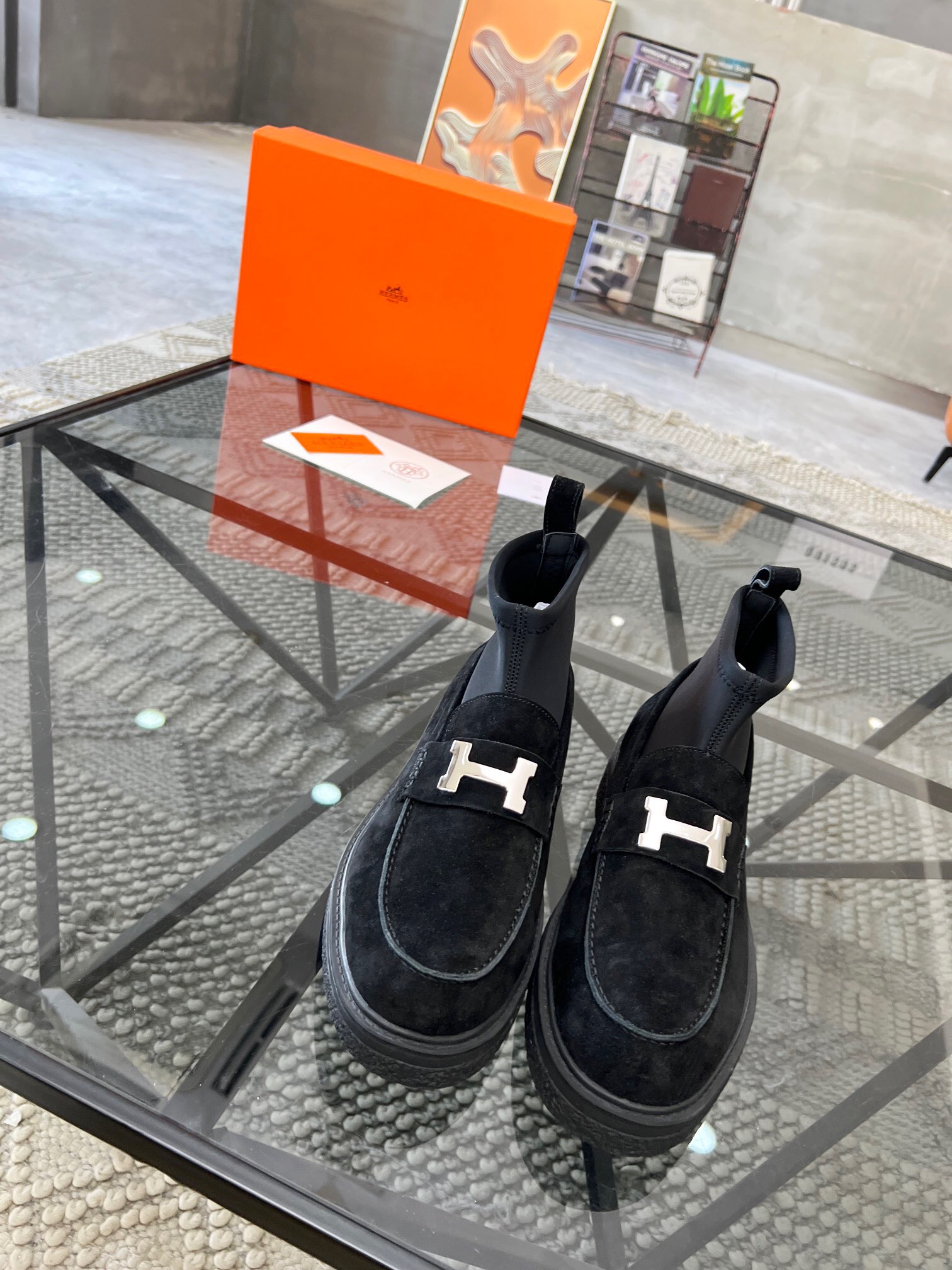 Men H*ermes Top Sneaker