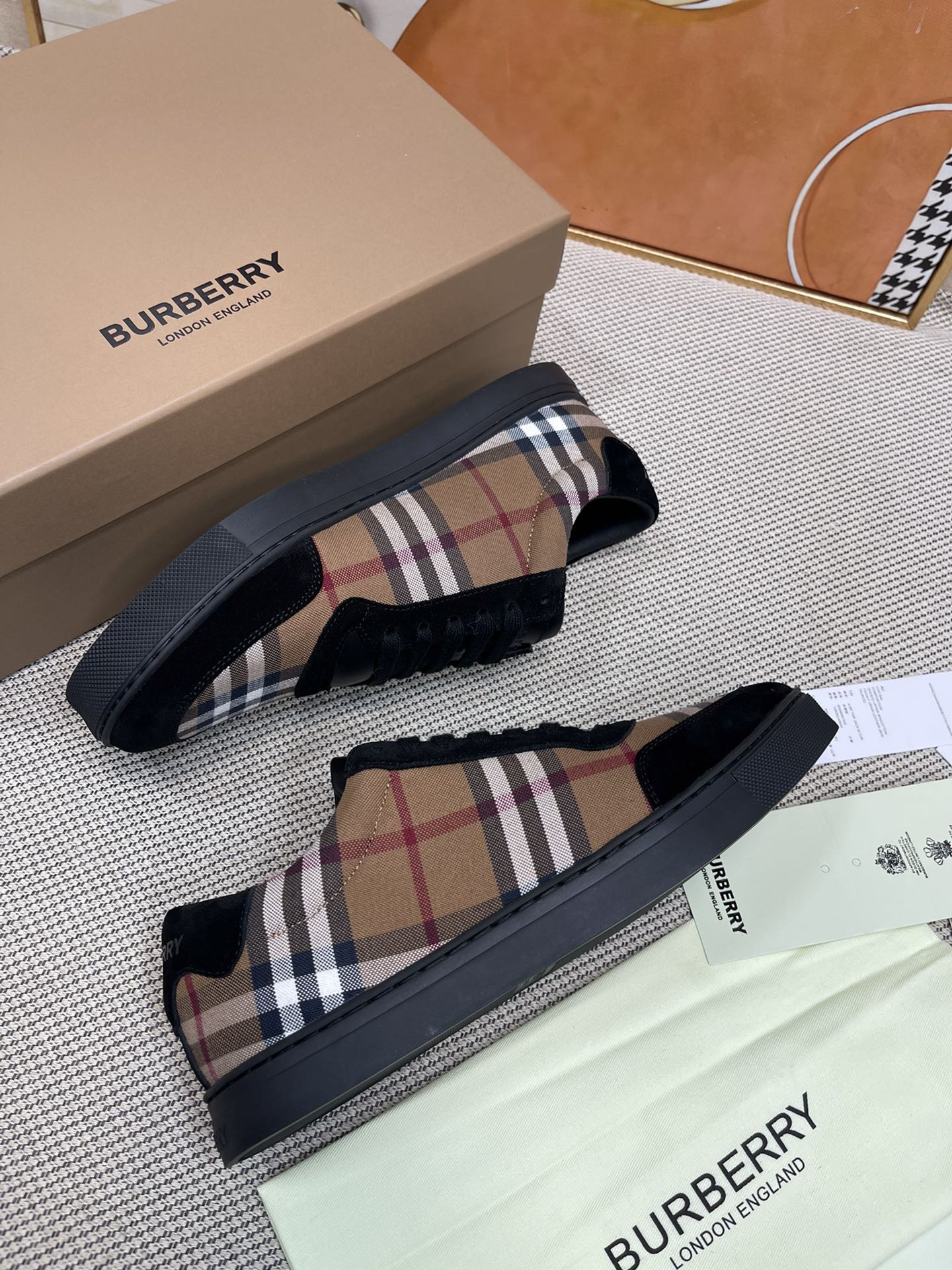 Men B*urberry Top Sneaker