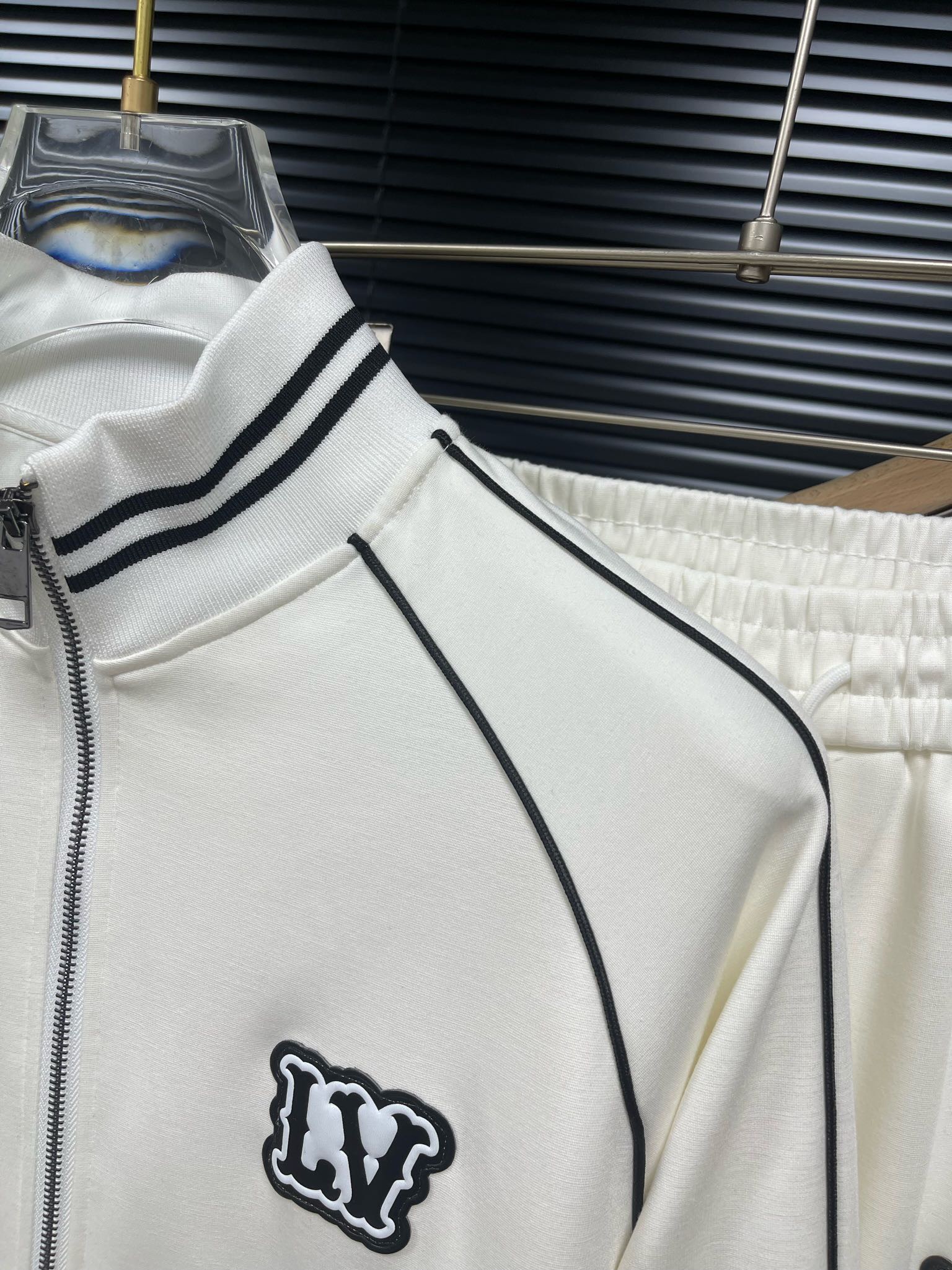 Men suits Top Quality