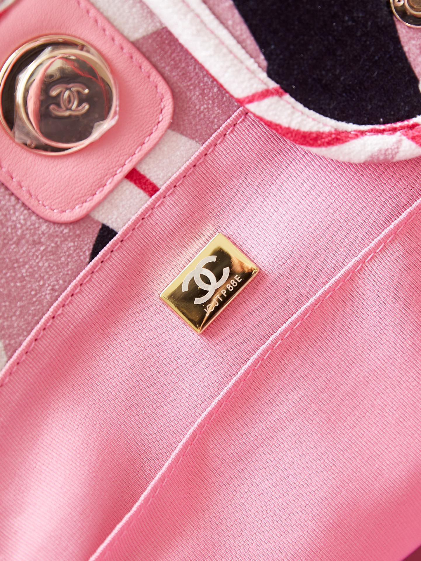 C*hanel Top Bag 66941