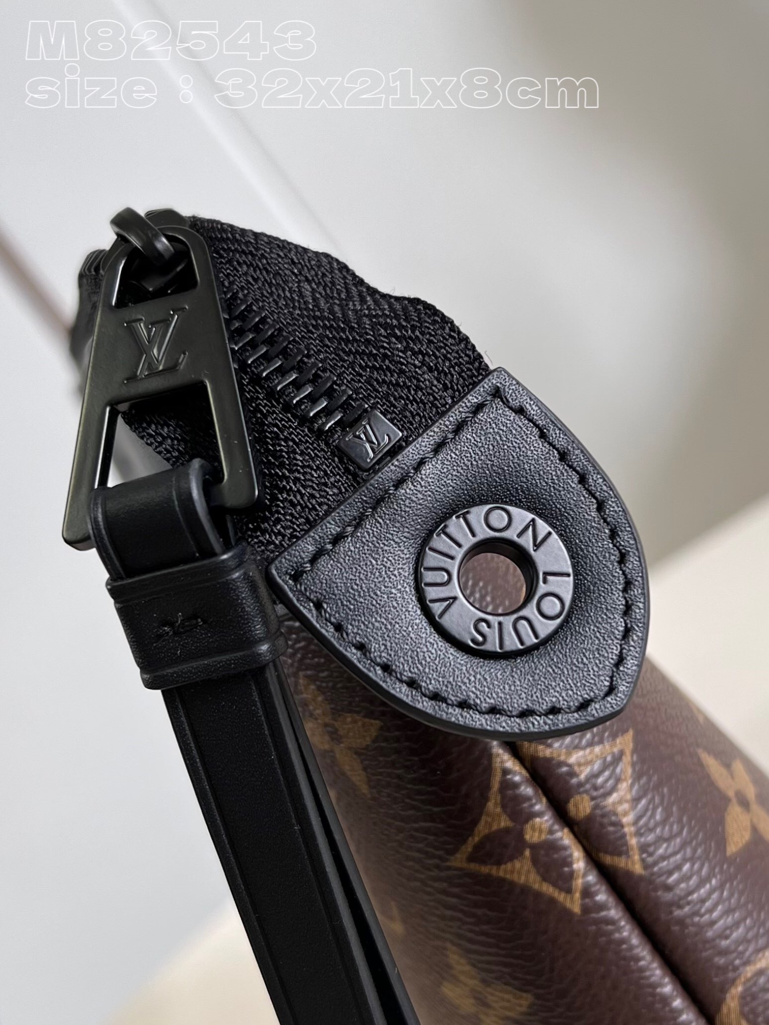 L*ouis V*uitton Top Bag