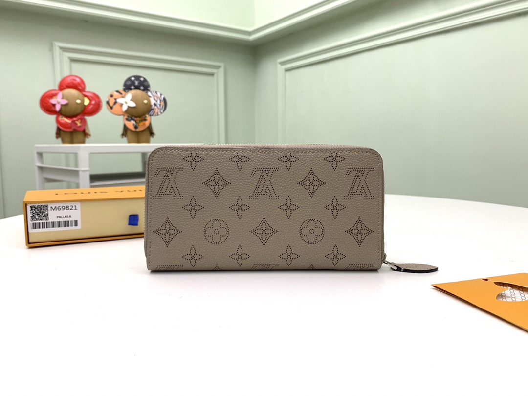 L*ouis V*uitton Top Bag