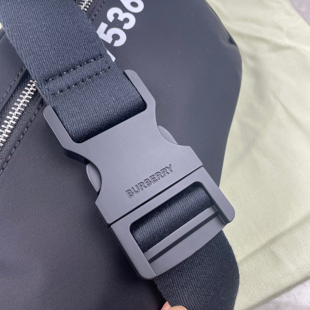 B*urberry Bag Top Quality