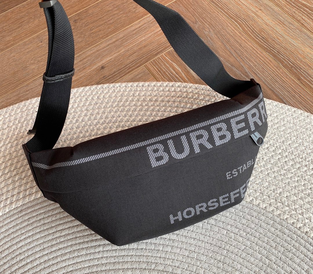 B*urberry Bag Top Quality