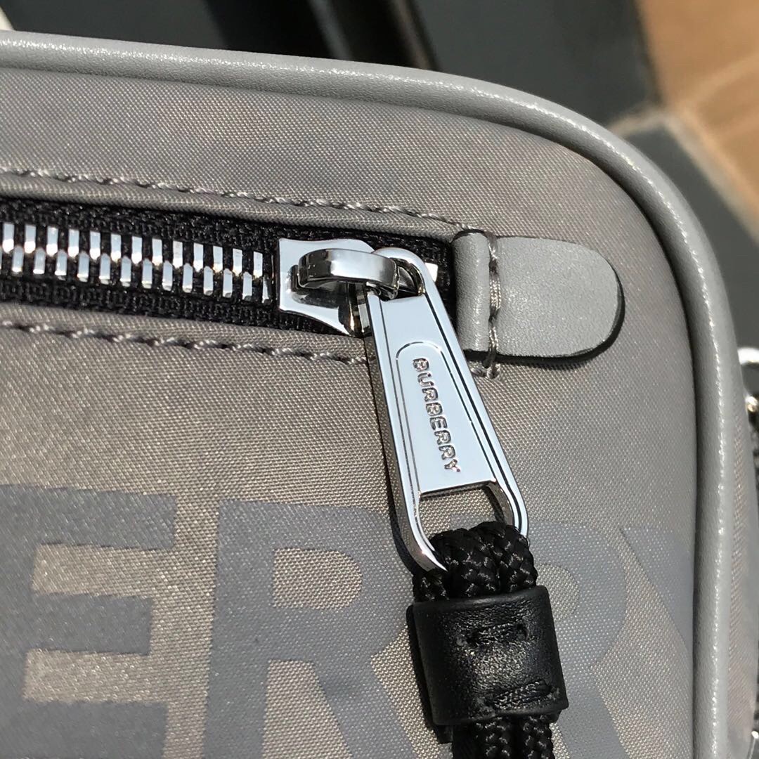 B*urberry Bag Top Quality